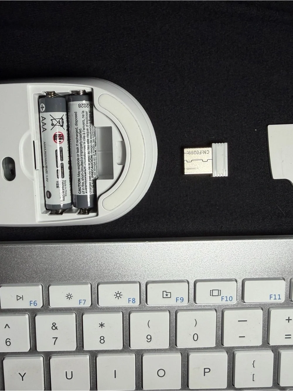 SEENDA SK38 Wireless Keyboard & Mouse Combo Full Size White Silver USB Receiver